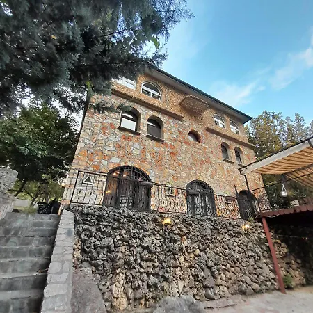 Hillside Haven فندق